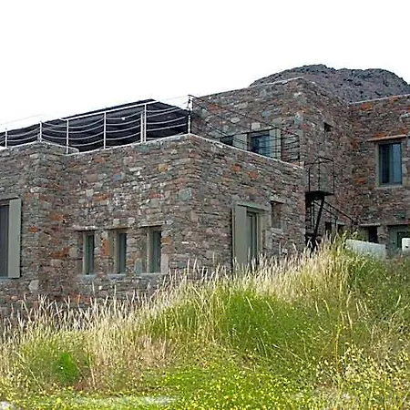 Deep Blue Villas, Szérifosz