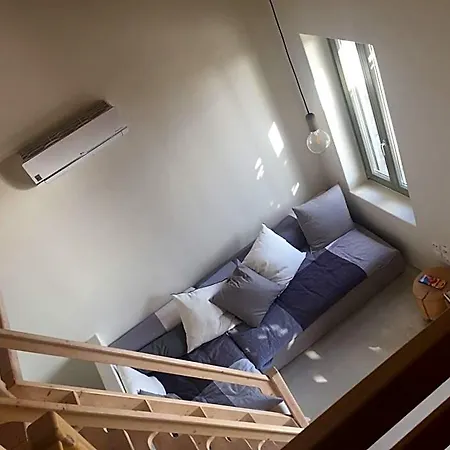 Deep Blue Villas, Szálloda Szérifosz